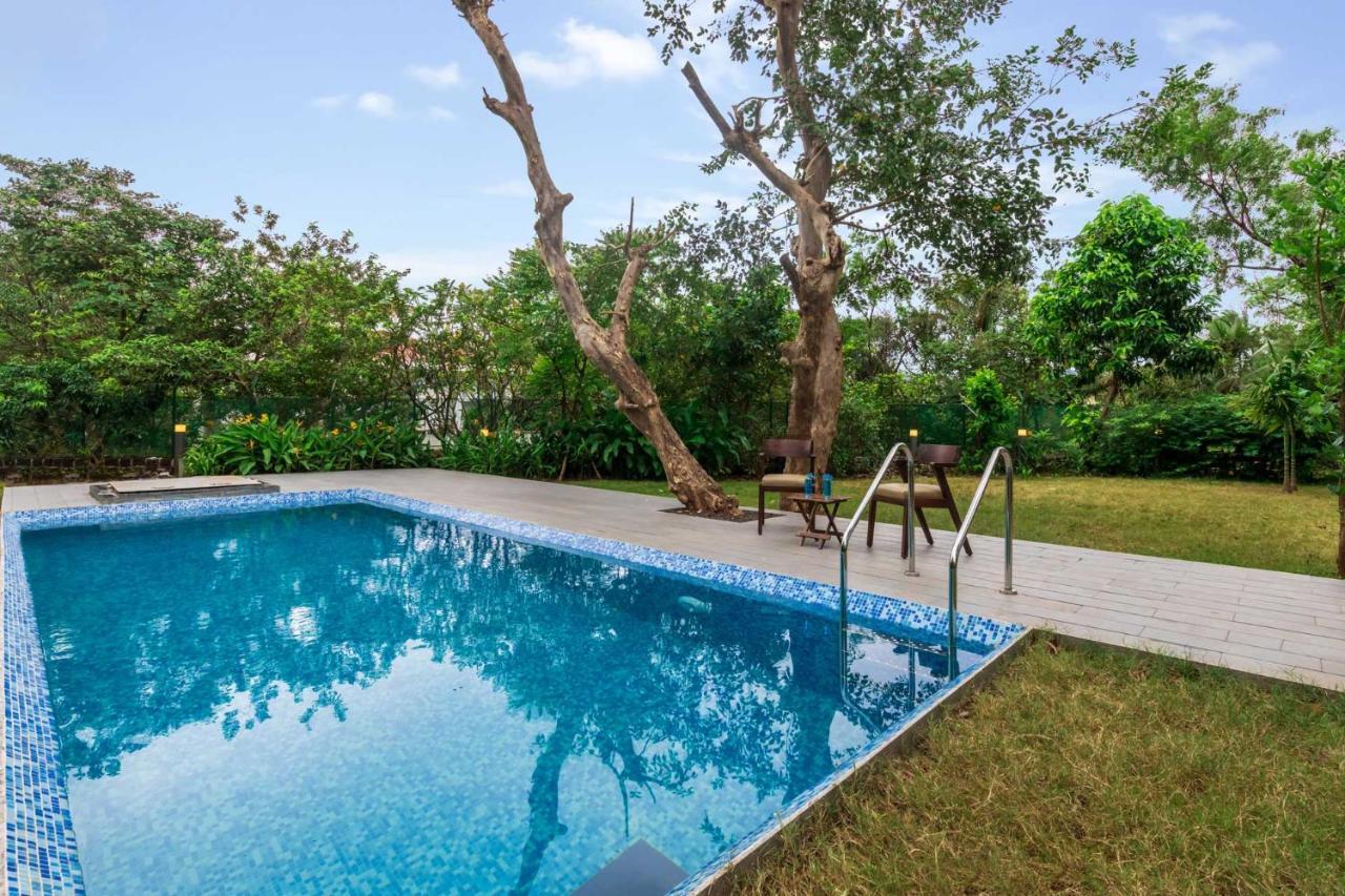 Villa Foresta By Stayvista With Modern Decor, Swimming Pool & Expansive Lawn For A Perfect Escape Лонавала Екстериор снимка