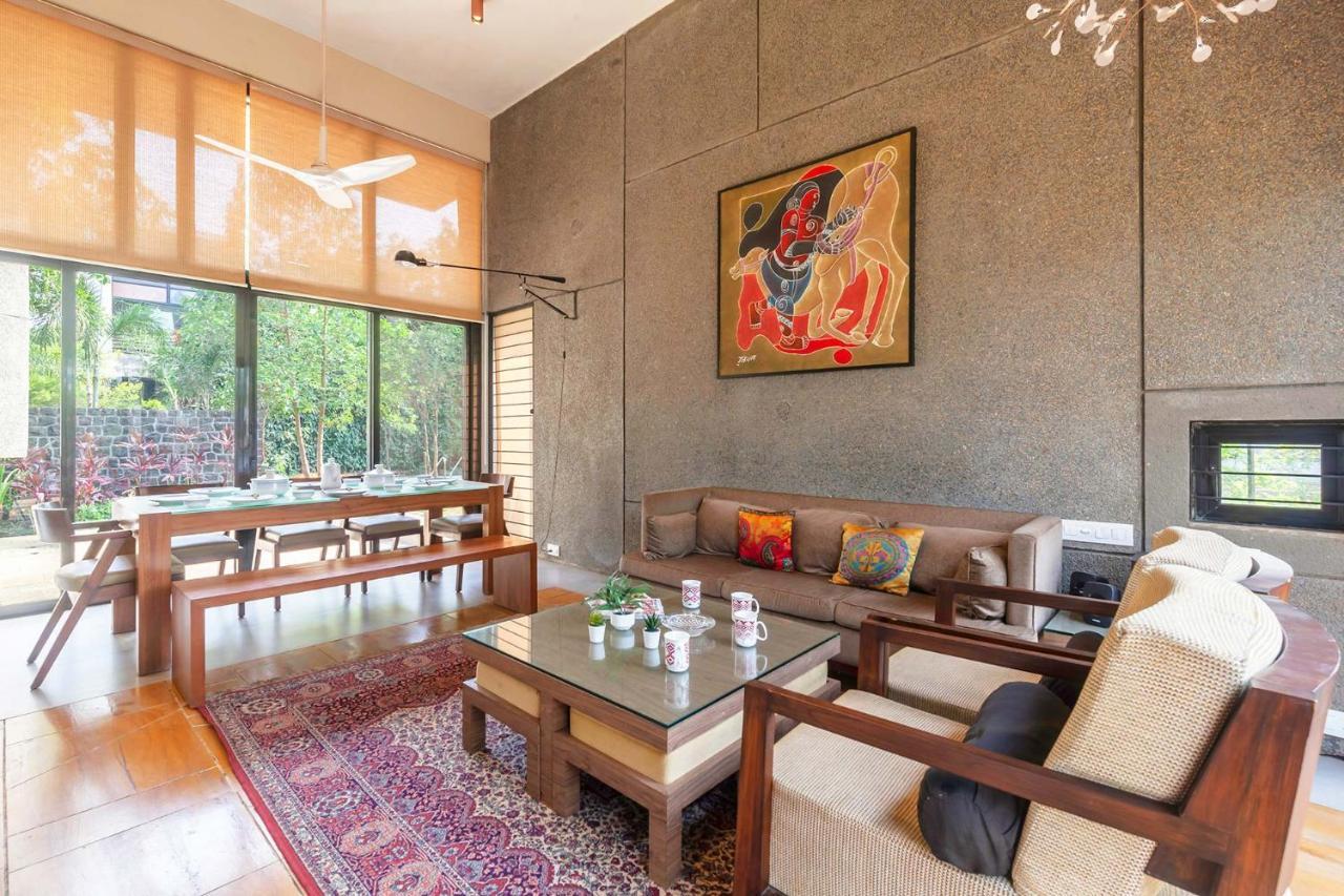Villa Foresta By Stayvista With Modern Decor, Swimming Pool & Expansive Lawn For A Perfect Escape Лонавала Екстериор снимка
